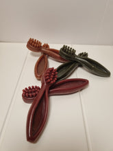 Load image into Gallery viewer, Vegetarian Gluten-Free Dental Chew Toothbrush