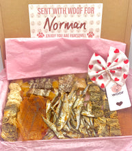 Load image into Gallery viewer, Fish & Licks Box